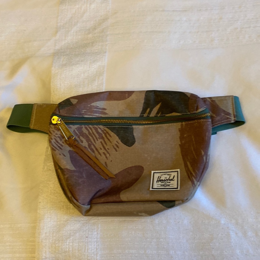 Herschel belt bag
